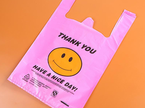今天泰安青岛塑料袋包装厂家就给大家简单的讲解一下泰安青岛塑料袋包装液体的食物安全吗?
